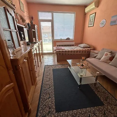 Apartment11in The Center Of *